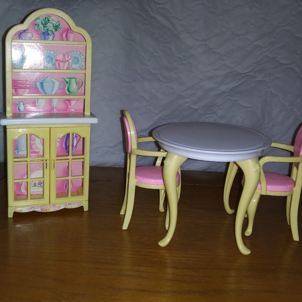 Vintage 1996 Barbie Dining Room Furniture Set